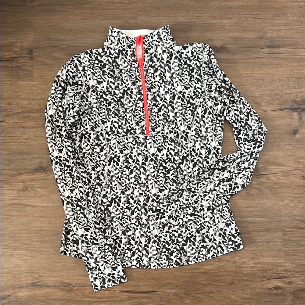 Black and White Graphic Zippered Polo Sweatshirt